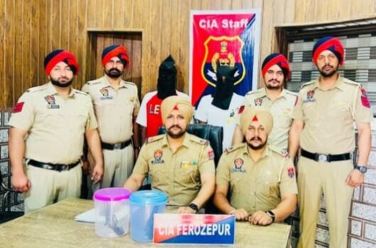 CIA ਫਿਰੋਜ਼ਪੁਰ ਦੀ ਟੀਮ ਨੇ 2 ਵਿਅਕਤੀਆਂ ਨੂੰ ਦੇਸੀ ਪਿਸਤੌਲ ਅਤੇ ਜਿੰਦਾ ਕਾਰਤੂਸ ਸਮੇਤ ਕੀਤਾ ਕਾਬੂ