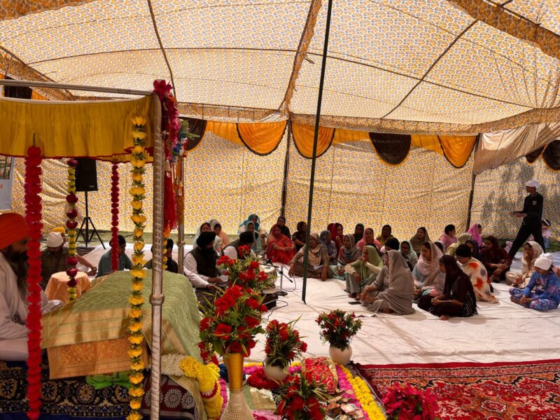 ਕ੍ਰਿਸ਼ਨਾ ਐਨਕਲੇਵ ਦੀ ਸਮੂਹ ਸਾਧ ਵਲੋਂ ਕਰਵਾਇਆ ਸੁਖਮਨੀ ਸਾਹਿਬ ਦਾ ਪਾਠ 