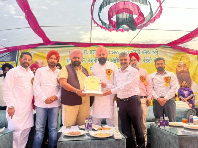 ਖੇਤੀਬਾੜੀ ਅਤੇ ਕਿਸਾਨ ਭਲਾਈ ਵਿਭਾਗ ਫ਼ਿਰੋਜ਼ਪੁਰ ਵੱਲੋ ਜ਼ਿਲ੍ਹਾ ਪੱਧਰੀ ਕਿਸਾਨ ਸਿਖਲਾਈ ਕੈਂਪ ਆਯੋਜਿਤ