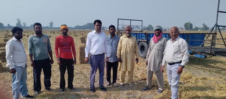 ਸਿਵਲ, ਪੁਲਿਸ ਪ੍ਰਸ਼ਾਸਨ ਅਤੇ ਪਿੰਡ ਪੰਚਾਇਤਾਂ ਮਿਲ ਕੇ ਪਰਾਲੀ ਦੀ ਸੰਭਾਲ ਲਈ ਛੋਟੇ ਕਿਸਾਨਾਂ ਦਾ ਸਹਿਯੋਗ ਕਰਨ : ਡਿਪਟੀ ਕਮਿਸ਼ਨਰ