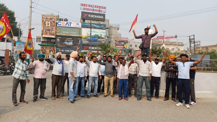 ਫਿਰੋਜ਼ਪੁਰ ਵਿੱਚ ਪਾਵਰਕਾਮ ਠੇਕਾ ਮੁਲਾਜ਼ਮਾਂ ਵਲੋਂ ਨਿੱਜੀਕਰਨ ਦੇ ਖ਼ਿਲਾਫ਼ ਰੋਸ ਮਾਰਚ, ਮੰਗਾਂ ਦੇ ਹੱਲ ਤੱਕ ਹੜਤਾਲ ਜਾਰੀ