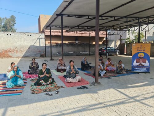 ਜ਼ਿਲ੍ਹੇ ਵਿੱਚ 323 ਯੋਗ ਕਲਾਸਾਂ ‘ਚ 13 ਹਜ਼ਾਰ ਤੋਂ ਵੱਧ ਲੋਕ ਯੋਗ ਕਰਕੇ ਲੈ ਰਹੇ ਹਨ ਲਾਭ