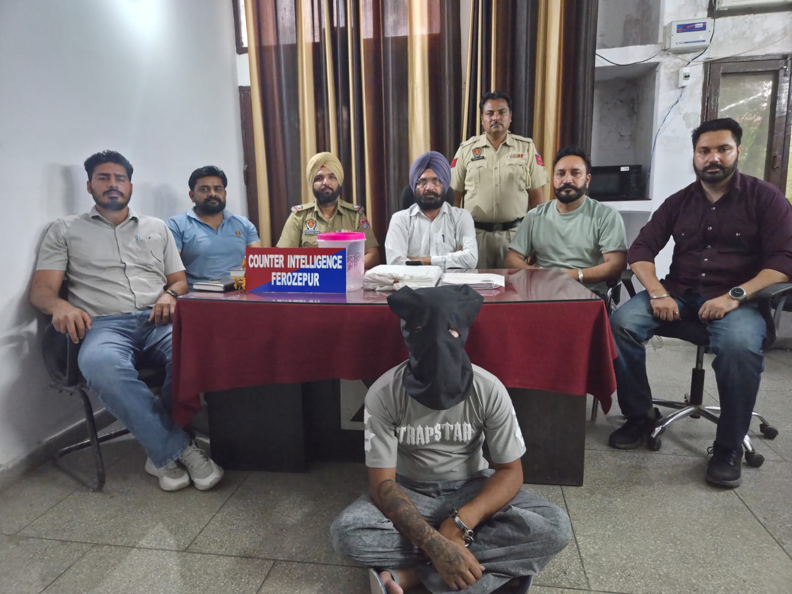 ਫਿਰੋਜ਼ਪੁਰ ‘ਚ ਕਾਉਂਟਰ ਇੰਟੈਲੀਜੈਂਸ ਦੀ ਵੱਡੀ ਕਾਰਵਾਈ, ਹਥਿਆਰ ਅਤੇ ਹੈਰੋਇਨ ਸਮੇਤ ਇਕ ਵਿਅਕਤੀ ਕਾਬੂ