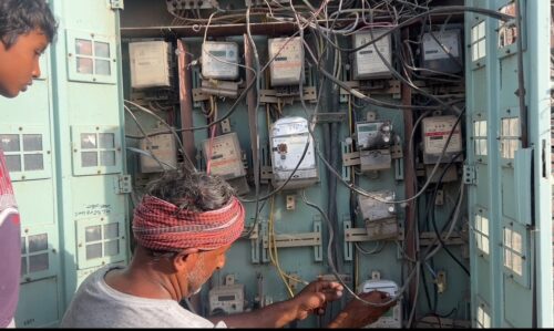 ਸਰਹੱਦੀ ਪਿੰਡਾਂ ‘ਚ ਬਿਜਲੀ ਮੀਟਰਾਂ ਦੀਆਂ ਸਿਮਾਂ ਚੋਰੀ,ਸੁਰੱਖਿਆ ਏਜੰਸੀਆਂ ਚੌਕਸ