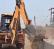 ਫਿਰੋਜ਼ਪੁਰ ਵਿੱਚ ਨਸ਼ਾ ਤਸਕਰ ਖ਼ਿਲਾਫ਼ ਵੱਡੀ ਕਾਰਵਾਈ, ਸਰਕਾਰੀ ਜ਼ਮੀਨ ’ਤੇ ਬਣਿਆ ਘਰ ਜੇਸੀਬੀ ਨਾਲ ਢਾਹਿਆ