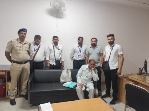 फर्जी रेलवे विजिलेंस इंस्पेक्टर बनकर रेलवे कार्यों में हस्तक्षेप करने वाले व्यक्ति के विरुद्ध सख्त कार्रवाई।