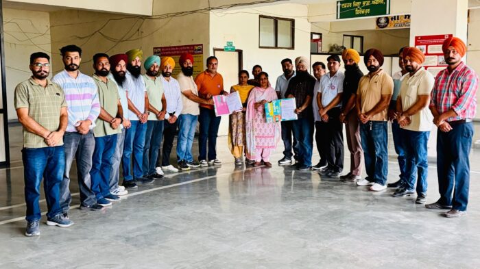 ਸਿੱਖਿਆ ਵਿਭਾਗ ਦੇ ਅਧਿਆਪਕ ਸਮੂਹਿਕ ਛੁੱਟੀ ਲੈ ਕੇ ਕਰਨਗੇ ਜ਼ਿਲ੍ਹਾ ਪੱਧਰੀ ਰੋਸ ਪ੍ਰਦਰਸ਼ਨ