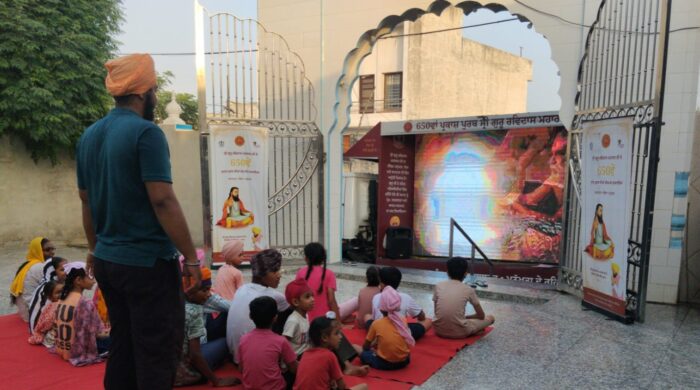 ਸ੍ਰੀ ਗੁਰੂ ਰਵਿਦਾਸ ਜੀ ਨੇ ਸਮਾਨਤਾ, ਭਾਈਚਾਰੇ, ਮਨੁੱਖਤਾ ਅਤੇ ਸਮਾਜਿਕ ਨਿਆਂ ਦੇ ਸੰਦੇਸ਼ ਨੂੰ ਜੀਵਨ ਵਿੱਚ ਅਪਣਾਉਣ ਦਾ ਦਿੱਤਾ ਸੰਦੇਸ਼
