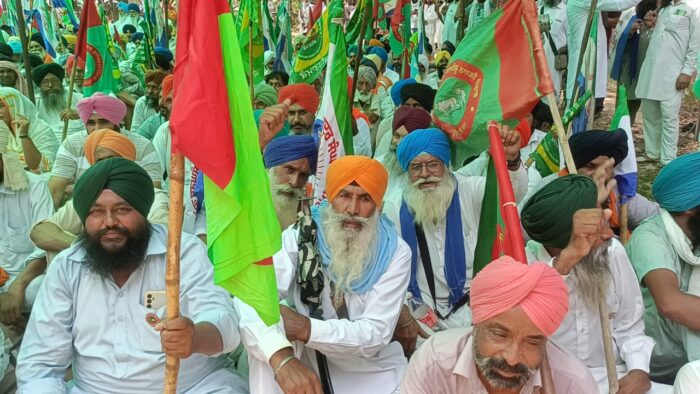 ਫ਼ਿਰੋਜ਼ਪੁਰ ’ਚ ਕਿਸਾਨ-ਮਜ਼ਦੂਰ ਮੋਰਚੇ ਦਾ ਵਿਸ਼ਾਲ ਰੋਸ ਧਰਨਾ, ਪੰਜਾਬ ਸਰਕਾਰ ਦੇ ਨਾਮ DC ਨੂੰ ਸੌਂਪਿਆ ਮੰਗ ਪੱਤਰ