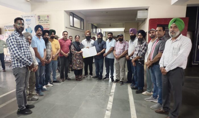 ਅਧਿਆਪਕਾਂ ਦੀਆਂ ਮੰਗਾਂ ਮਸਲੇ ਨਾ ਹੱਲ ਹੋਣ ਤੇ ਕੀਤਾ ਜਾਵੇਗਾ ਗੈਰ-ਵਿਦਿਅਕ ਕੰਮਾਂ ਦਾ ਬਾਈਕਾਟ