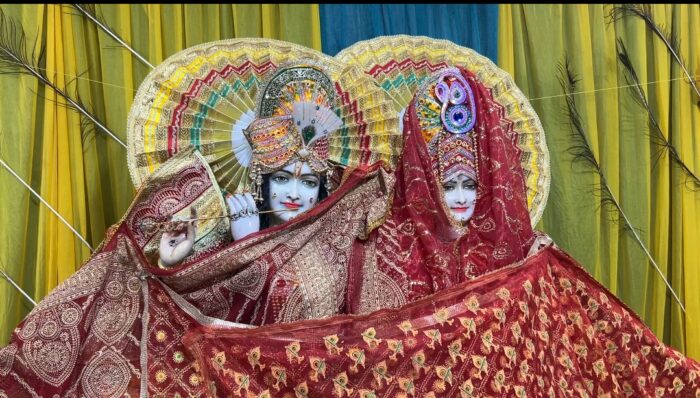 ਫਿਰੋਜ਼ਪੁਰ ਵਿੱਚ ਸ੍ਰੀ ਕ੍ਰਿਸ਼ਨ ਜਨਮ ਅਸ਼ਟਮੀ ਦੀ ਧੂਮ, ਮੰਦਰ ਰੰਗ-ਬਿਰੰਗੀਆਂ ਲਾਈਟਾਂ ਤੇ ਫੁੱਲਾਂ ਨਾਲ ਸਜੇ